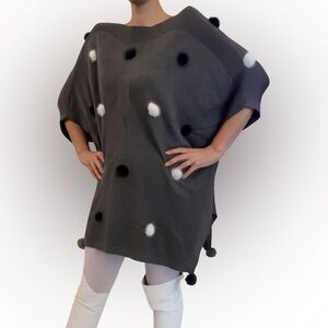 EUC Grey Pom Pom Poncho – One Size – Cozy, Chic & Fuzzy!